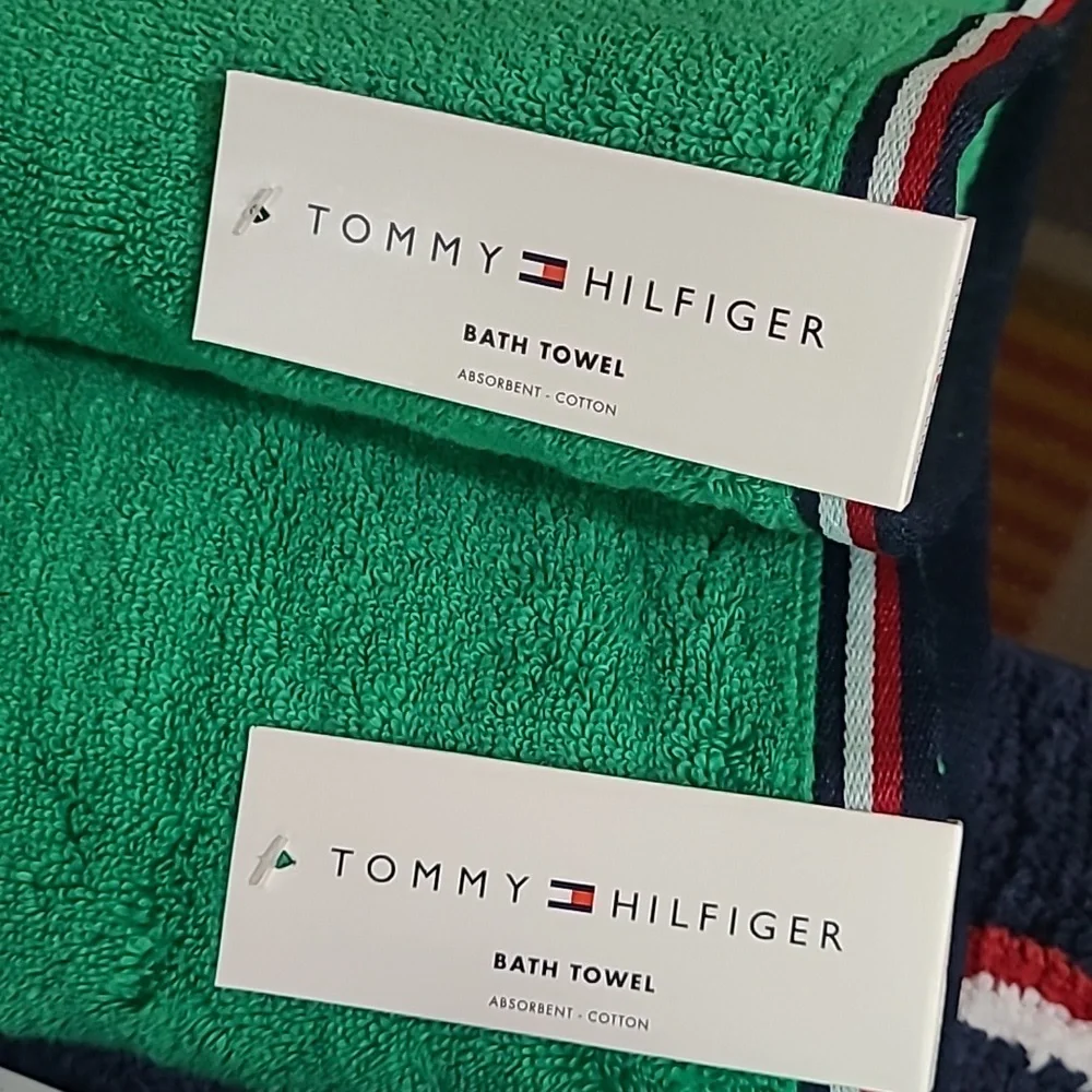 Tommy Hilfiger Bath Towel Set
